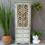 Armoire rustique en bois avec porte sculptée, finition vieillie, 1 porte 3 tiroirs, décoration intérieure rétro