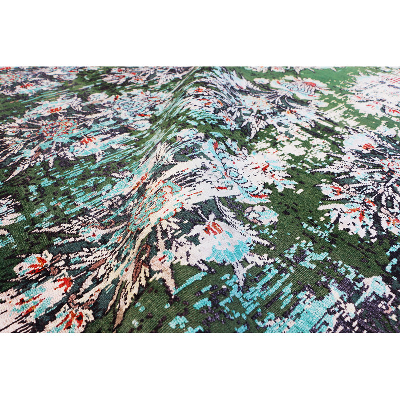 NEOV4547RDGDG Damask Area Rug, Rectangle 8' x 10'