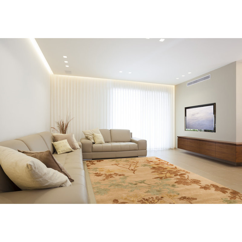 Hand Tufted Wool Floral Area Rug