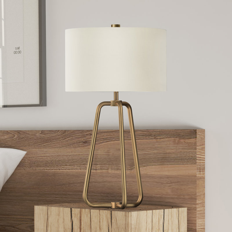 Lampe de table haute de 25,5 po avec abat-jour en tissu Gio, Laiton antique