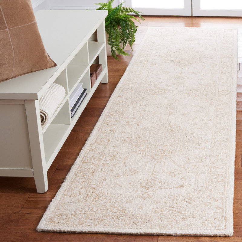 Oriental Hand Tufted Wool/Cotton Oriental Rug in Ivory/Beige, Round 8'