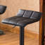 Table de bar carrée noire avec hauteur réglable et 2 tabourets pivotants en cuir en métal pour la maison