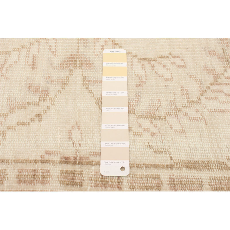Tapis ivoire Natanya Vintage 4 pi 10 po x 8 pi 0 po