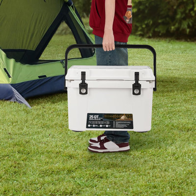Dakota Fields 25 L Handheld Cooler in White