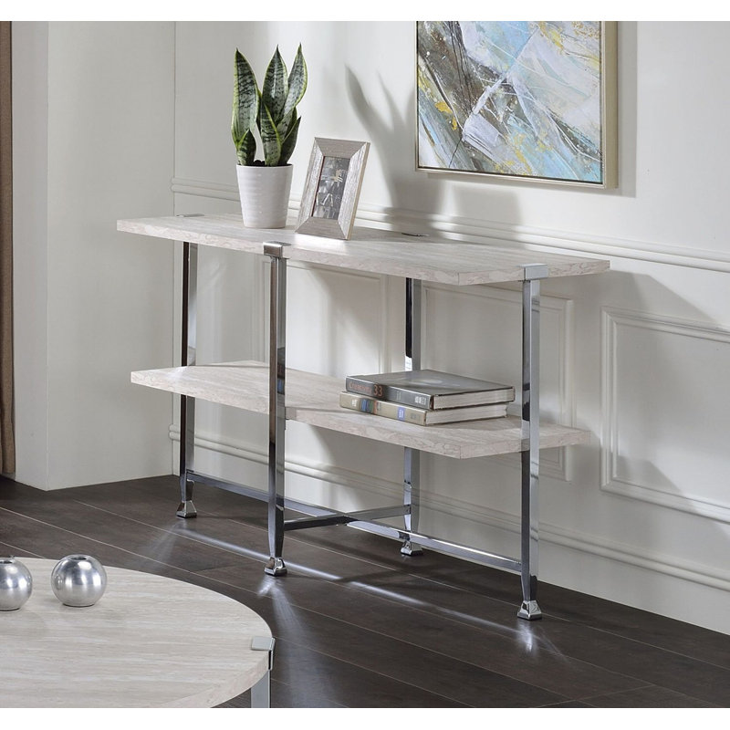 Élégante table de canapé demi-lune avec support à barre transversale, finition chêne blanc et chrome pour un décor moderne