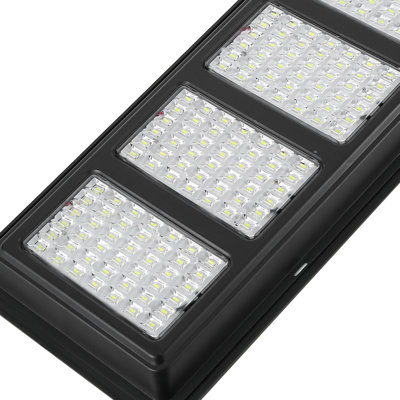 Lampadaire d'extérieur avec panneaux solaires VEVOR