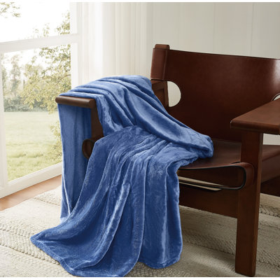 London Fog Plush Solid Color Luxury Throw Blanket
