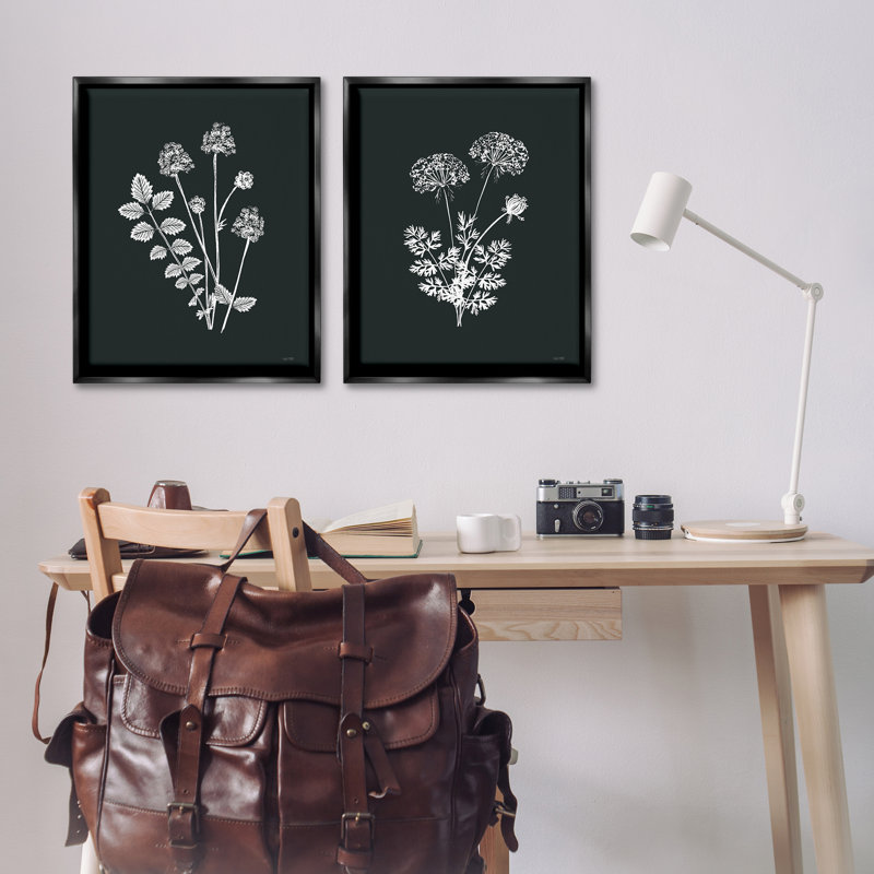 Ensemble de 2 toiles flottantes encadrées de fleurs noires et blanches par House Fenway, H 31 po x l 25 po
