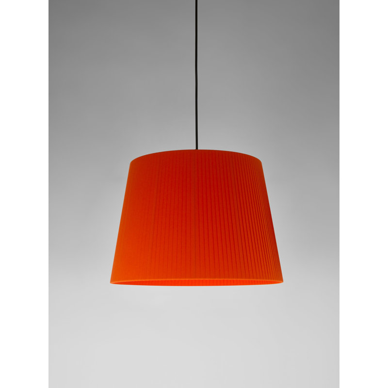 GT1, Textured Black/Black, Red-Amber