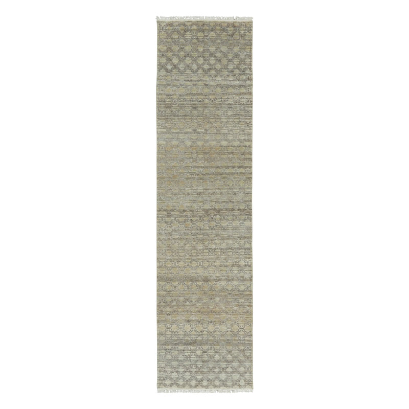Handmade Silk Floral Area Rug, Beige, Rectangle 9'1" x 2'6"