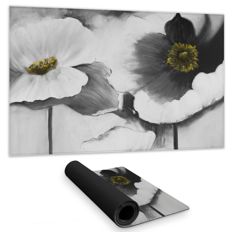 Black and white flowers - 14.00"x24.25" Desk mat