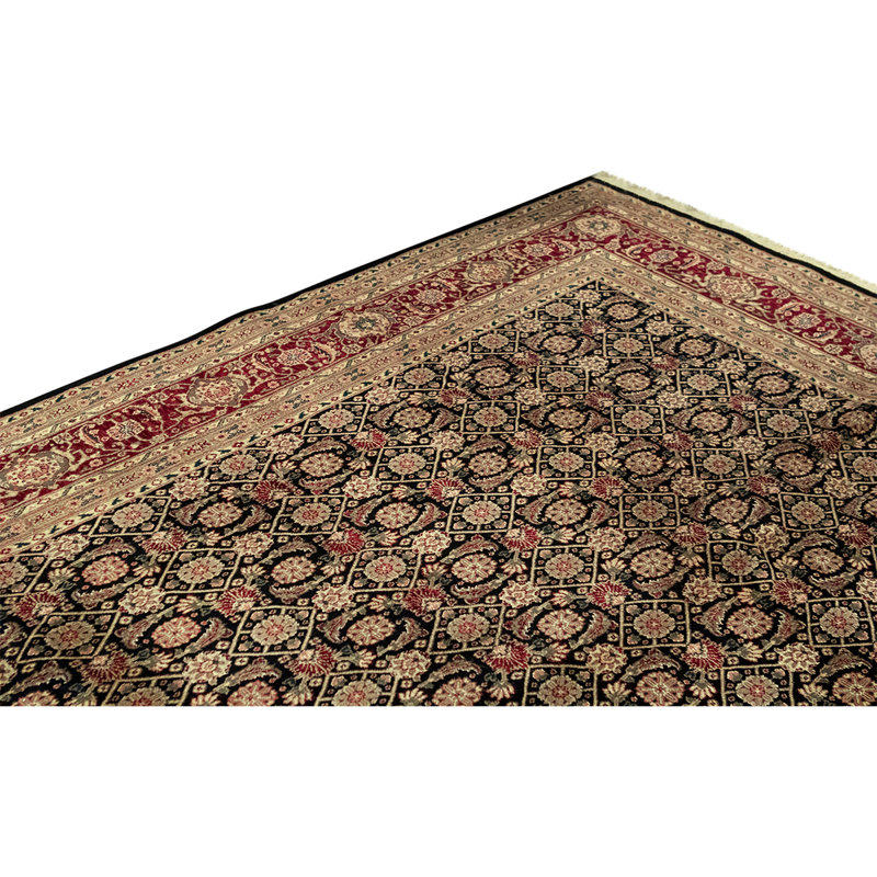 Hand Woven Wool Oriental Area Rug