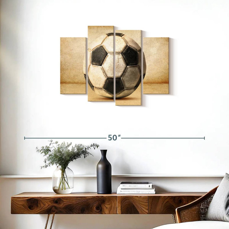 Ensemble de 4 balles de soccer sur toile Old School, H 22 po x l 36 po x P 1 po