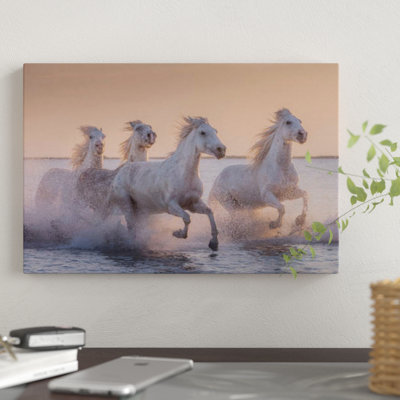 « white anges of camargue xvii », reproduction de photo sur toile