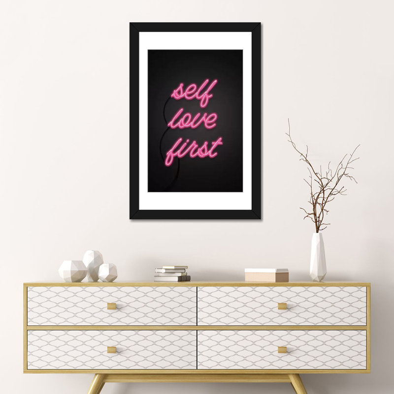 « self love first », impression sur toile tendue, Papier d'art encadré noir, Blanc, H 32 po x l 24 po x P 1 po