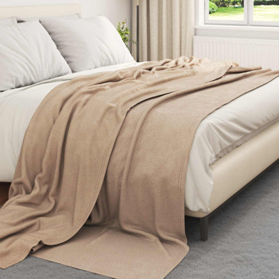 5.5-51 Throw Blanket