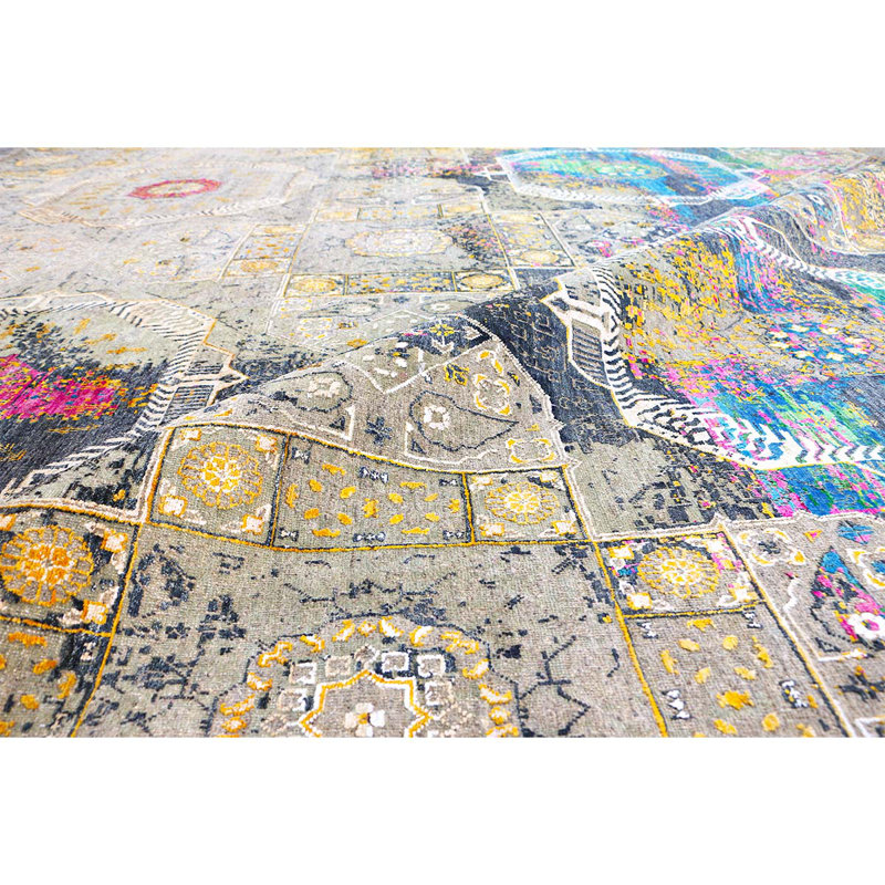 Geometric Area Rug in Brown, Rectangle 12' x 15'