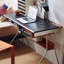 Bureau de style médiéval rétro-182383179