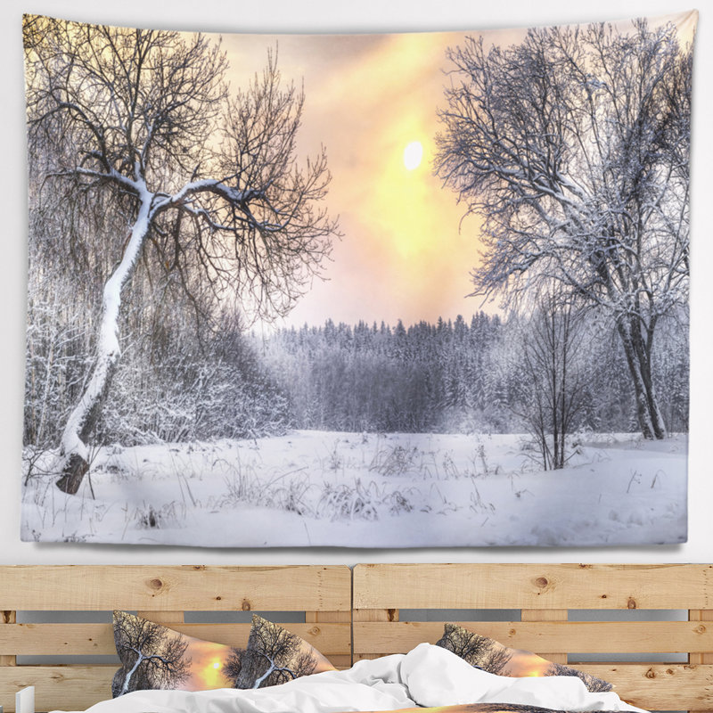 Paysage d'hiver avec tapisserie soleil, H 32 po x l 39 po
