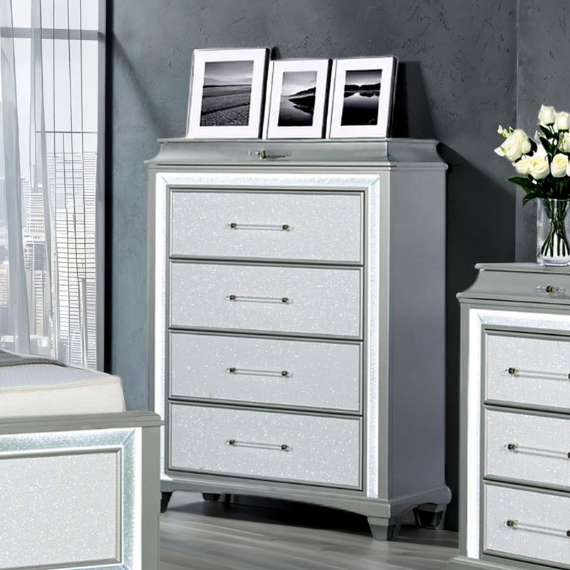 Glamour Style 1pc Chest