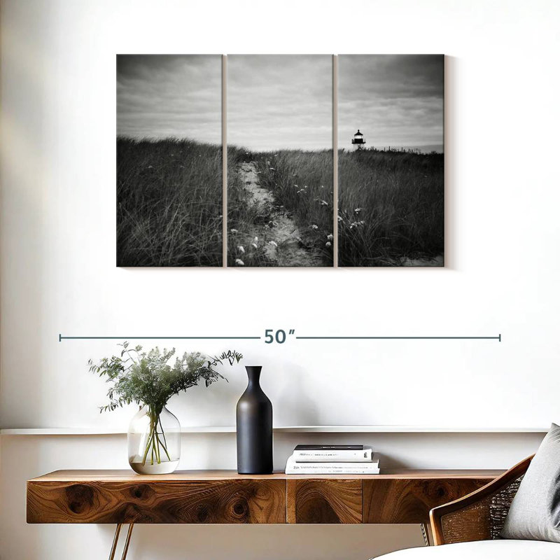 Rorry Nantucket Light, 24" H x 38" W