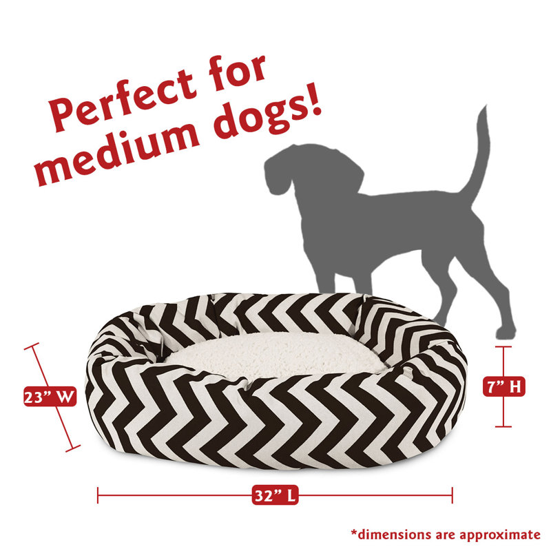 Chevron Polyester Pet Bed, Black, Medium (23" W x 32" D x 7" H);
