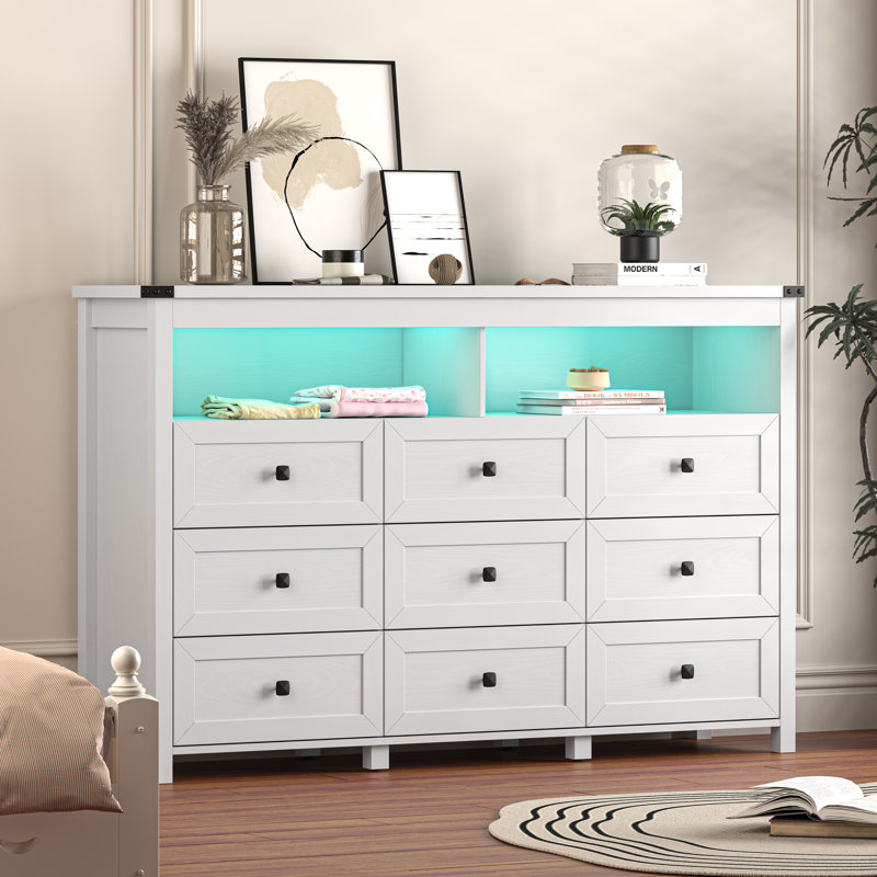 Commode 9 tiroirs 59 po avec éclairage à DEL et prise de courant, commode double en bois pour chambre à coucher, salon, Blanc