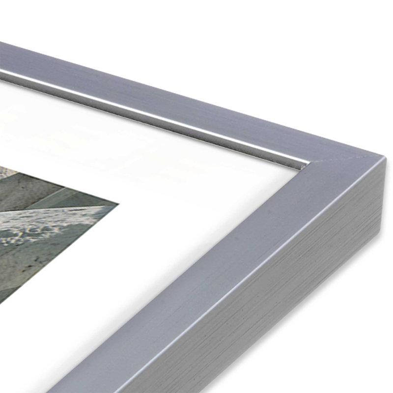 Motif de falaises blanches, dans un cadre en chrome poli, Cadre simple en chrome poli poli