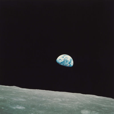 " First Earth Rise "