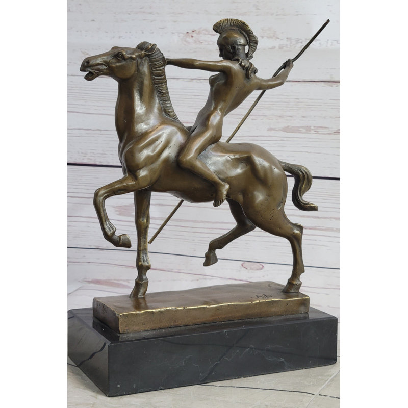 Figurines et sculptures Tieshia