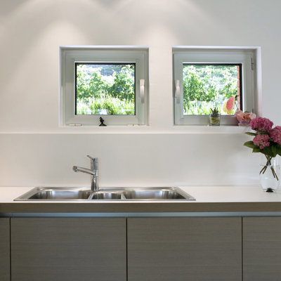 Évier de cuisine à 4 trous en acier inoxydable à 4 trous avec crépine et grilles Houzer de 41 po HG - 4322-C