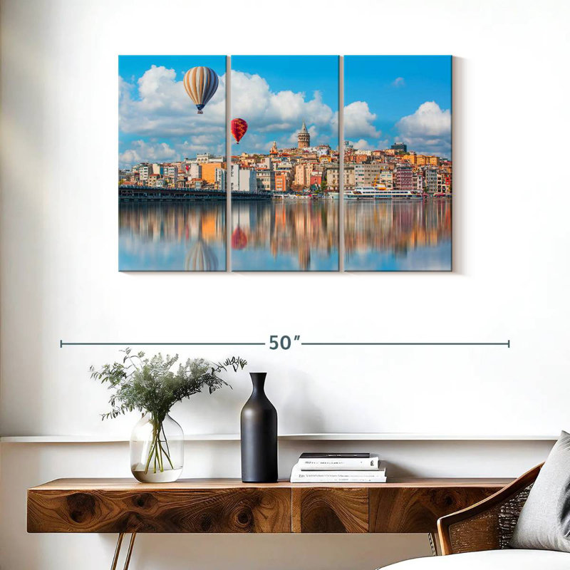Montgolfières au-dessus de Galata, H 24 po x l 38 po
