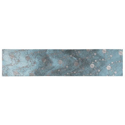 Avicia Table Runner