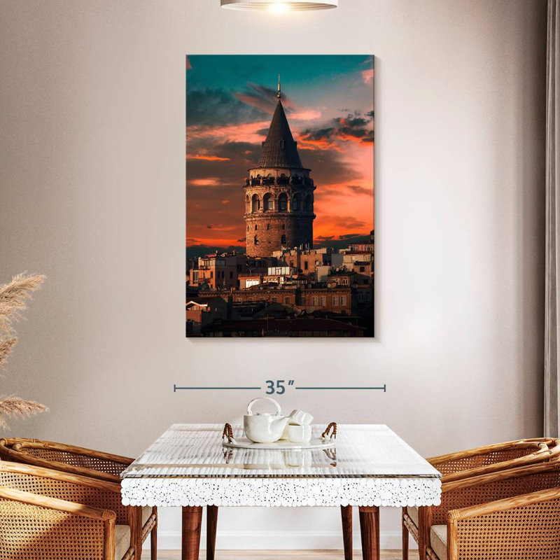 Tour Nicci de Galata, H 48 po x l 32 po