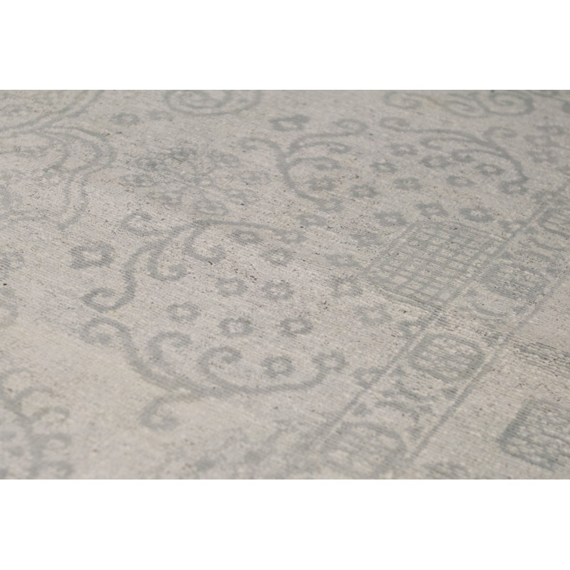 Geometric Area Rug in Silver