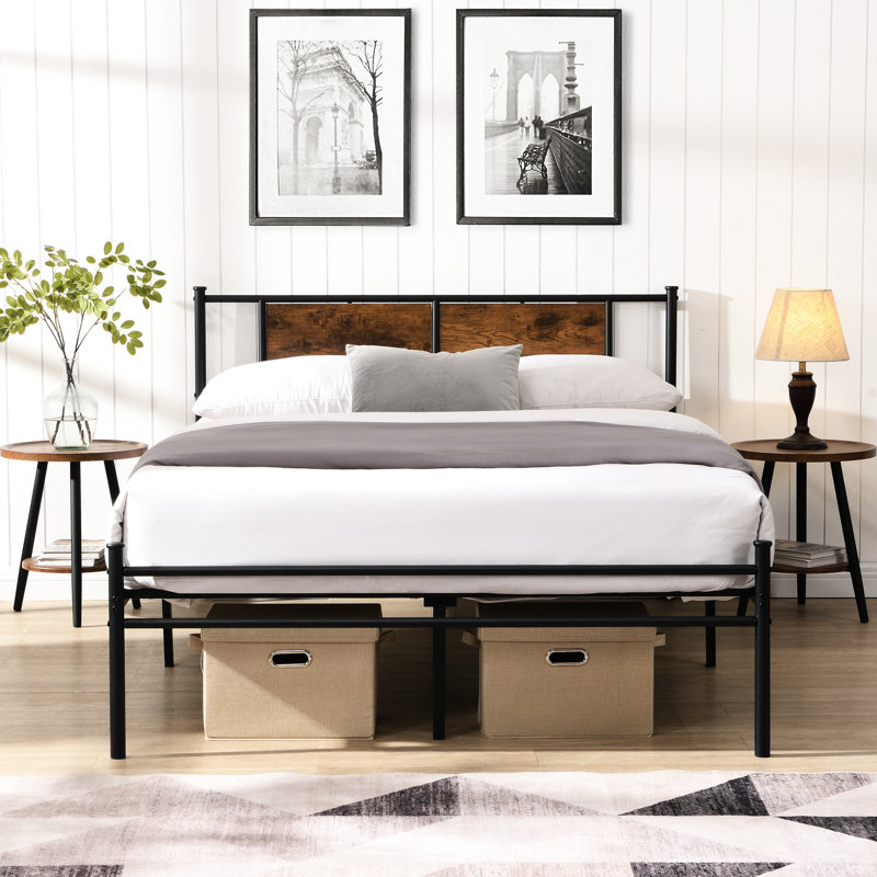 Cadre de lit très grand en métal avec ornementation de tête de lit en bois, look de chambre à coucher moderne, système solide et stable, repos silencieux, rangement sous le lit, tête de lit à assemblage facile, bruit