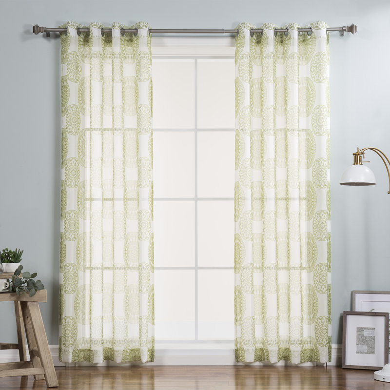 Paire de rideaux transparents avec œillets Ciomara, Vert, l 52 po x L 84 po