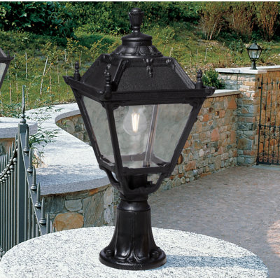 Ulen Pier Mount Light
