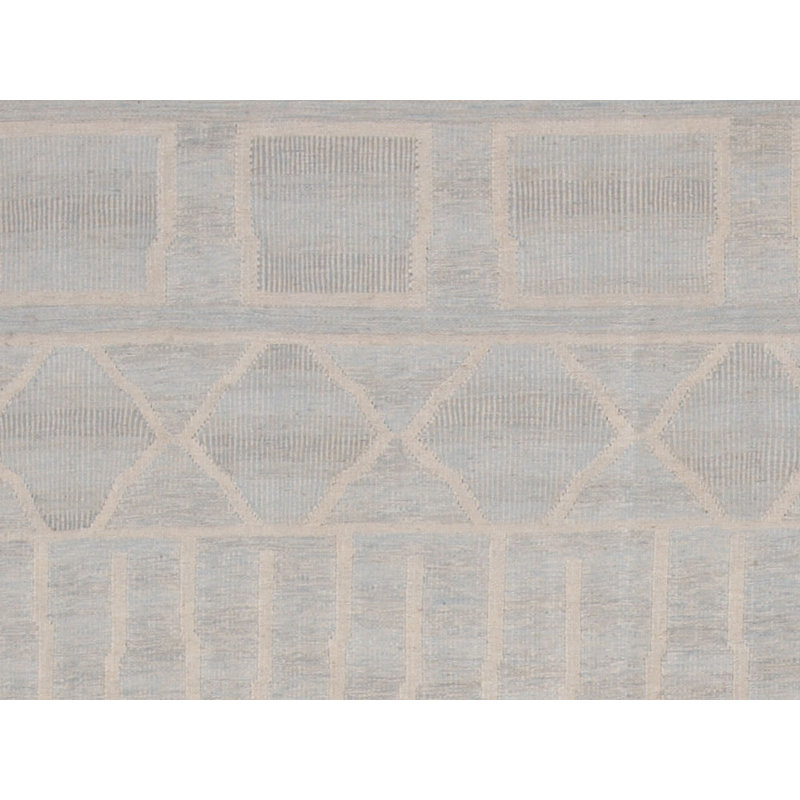 Geometric Area Rug in Gray