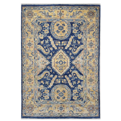 High-Quality Hand-Knotted Navy And Ivory Area Rug