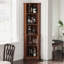 Grande armoire de bar d'angle avec rangement, armoire à liqueur d'angle en bois avec tablettes ouvertes et porte en filet métallique pour petits espaces