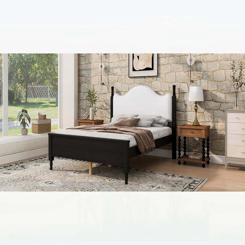 Grand lit plateforme en bois avec tête de lit tapissier, confortable et élégant pour les chambres à coucher modernes