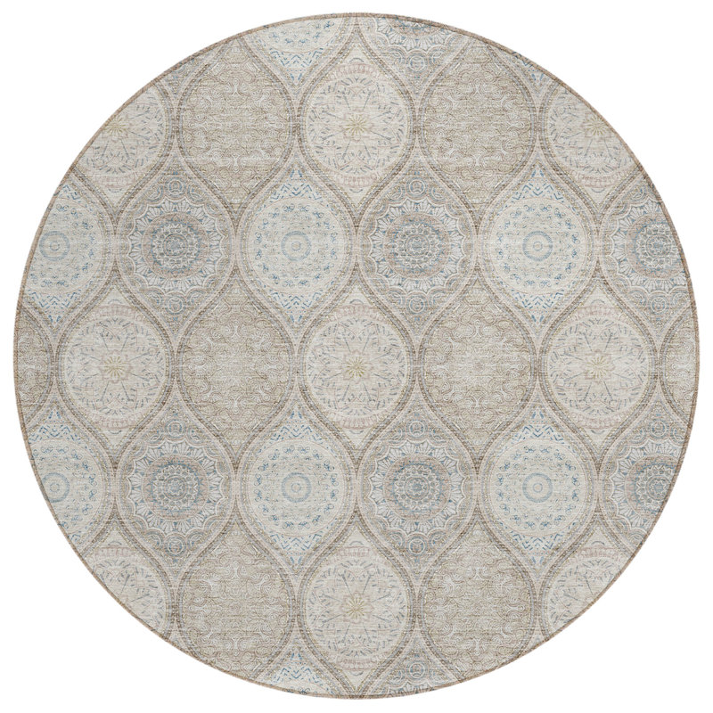 Chayden Washable Geometric Indoor / Outdoor Rug, Round 8'