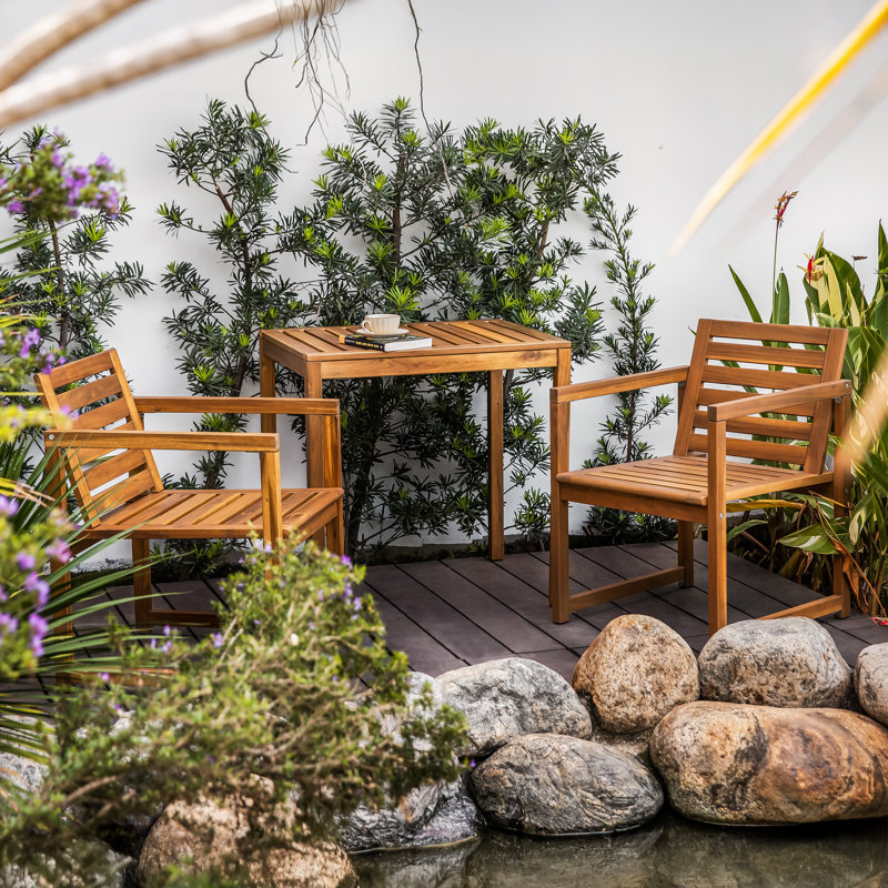 Outdoor Lounge Chair
