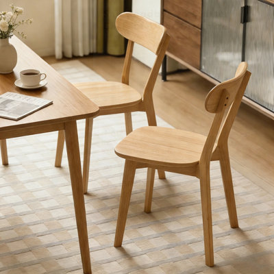 Ensemble de 2 chaises de salle à manger en bois massif de style Mid-Century moderne avec dossier incurvé et patins réglables pour une utilisation polyvalente dans n'importe quelle pièce