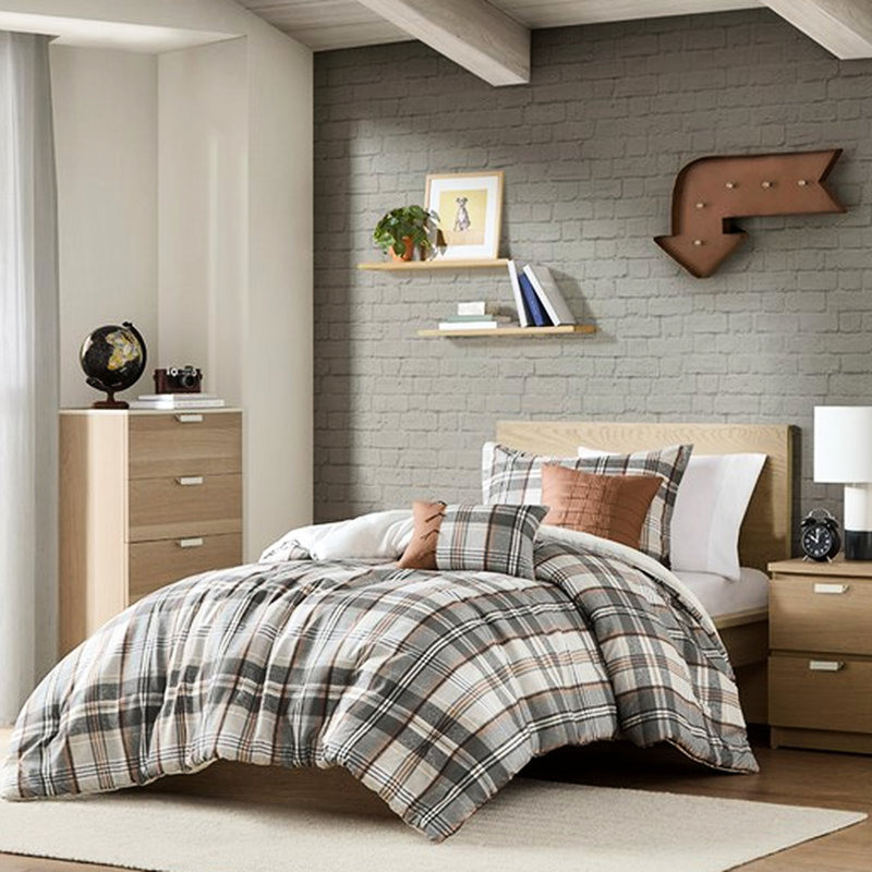 48f-f3cf-f5f06 Comforter