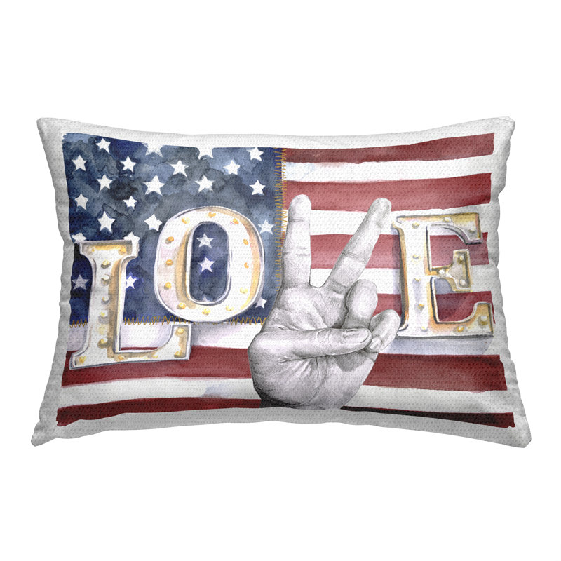 Coussin extérieur Americana Love Flag par Jennifer Paxton Parker
