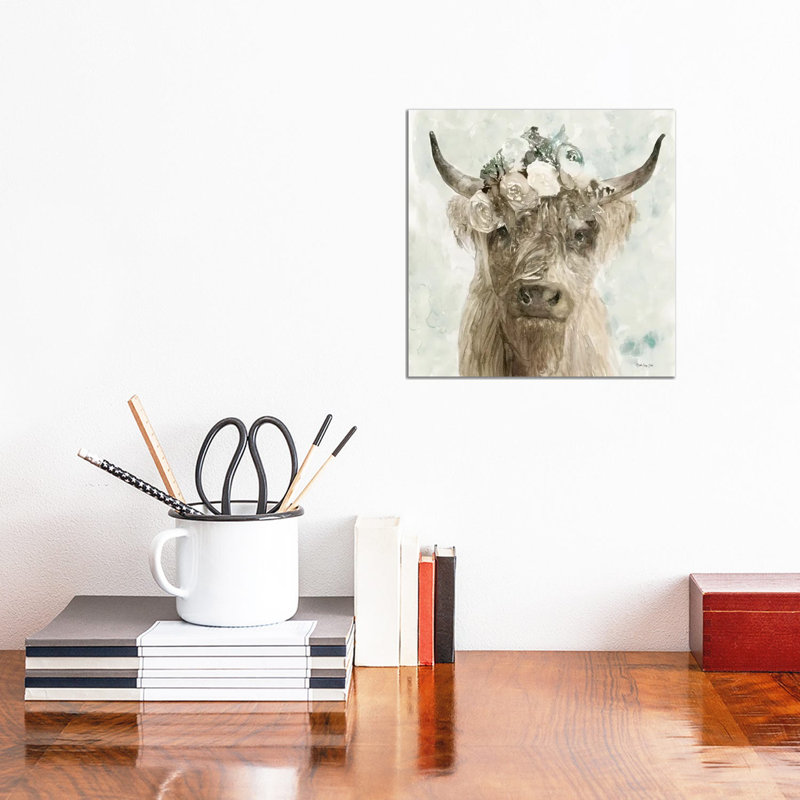 Cow and Crown II 1 Piece Wall Art on Canvas, 30.48 cm H x 30.48 cm W, Wrapped Canvas