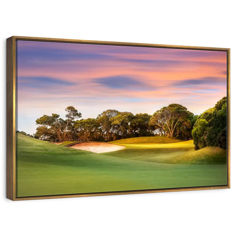 Terrain de golf, coucher de soleil, Cadre flottant doré, 13 po x 9 po