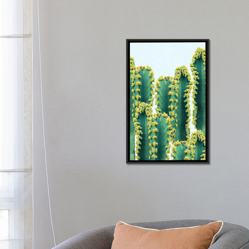 « ornee cactus », reproduction d’impression sur toile tendue, H 26 po x l 18 po x P 1,5 po, Toile avec cadre noir